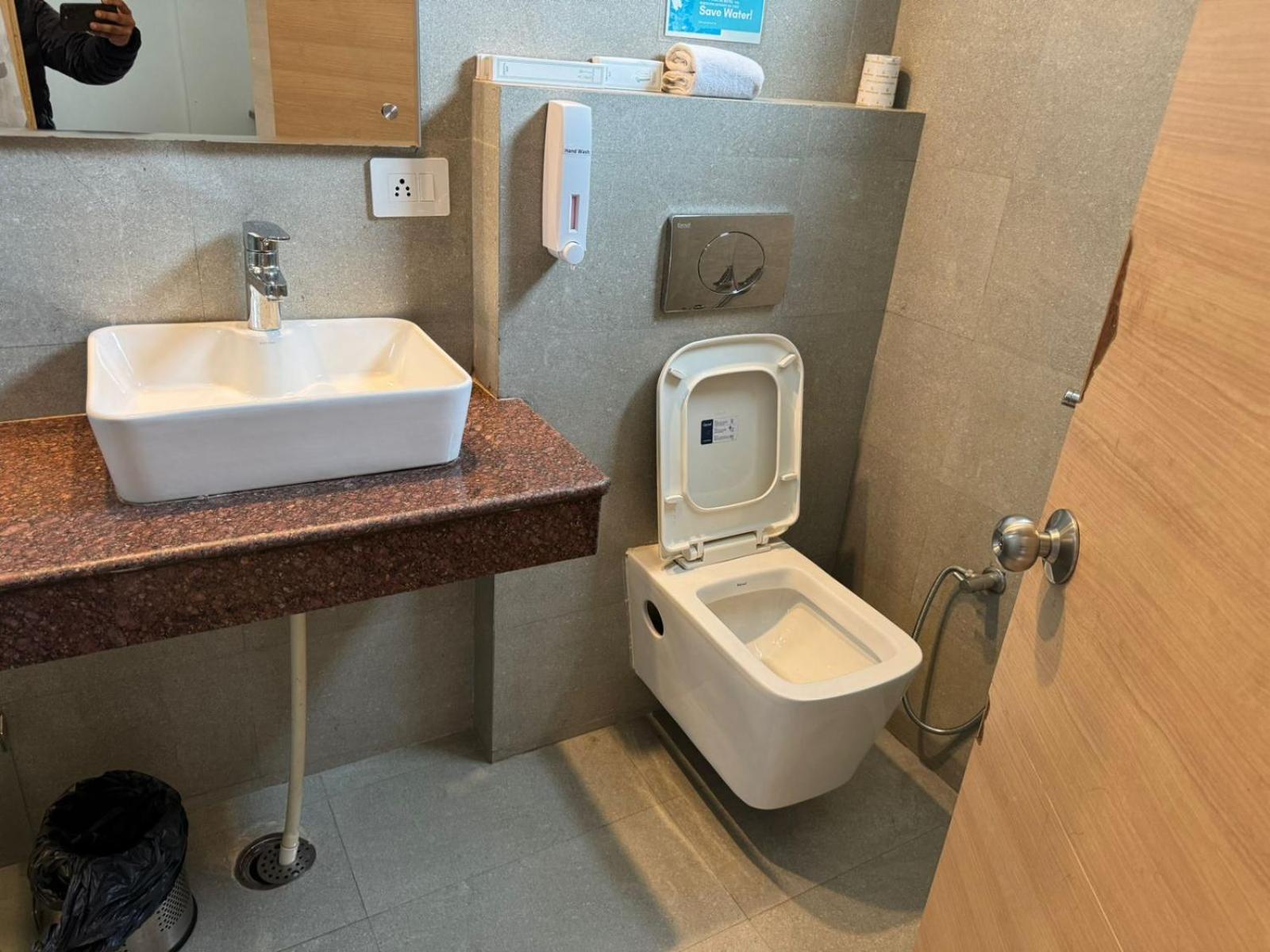 קנגרה Hotel River Retreat מראה חיצוני תמונה