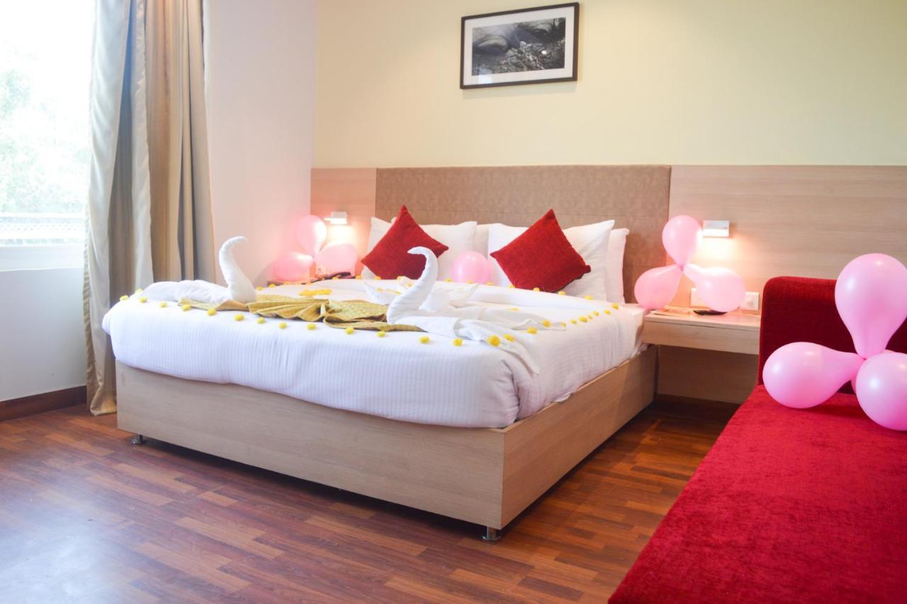 קנגרה Hotel River Retreat מראה חיצוני תמונה