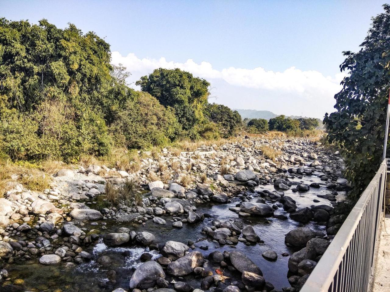 קנגרה Hotel River Retreat מראה חיצוני תמונה