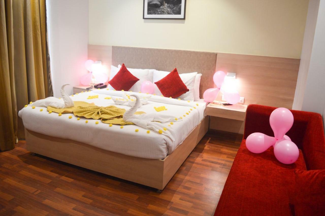 קנגרה Hotel River Retreat מראה חיצוני תמונה