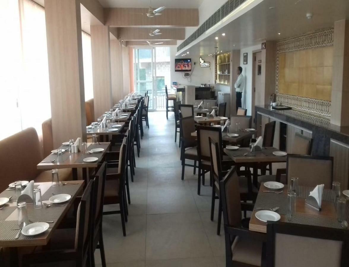 קנגרה Hotel River Retreat מראה חיצוני תמונה